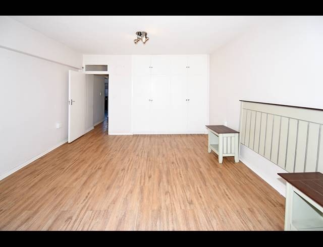 2 BEDROOM APARTMENT FOR SALE IN CRAIGHALL PARK